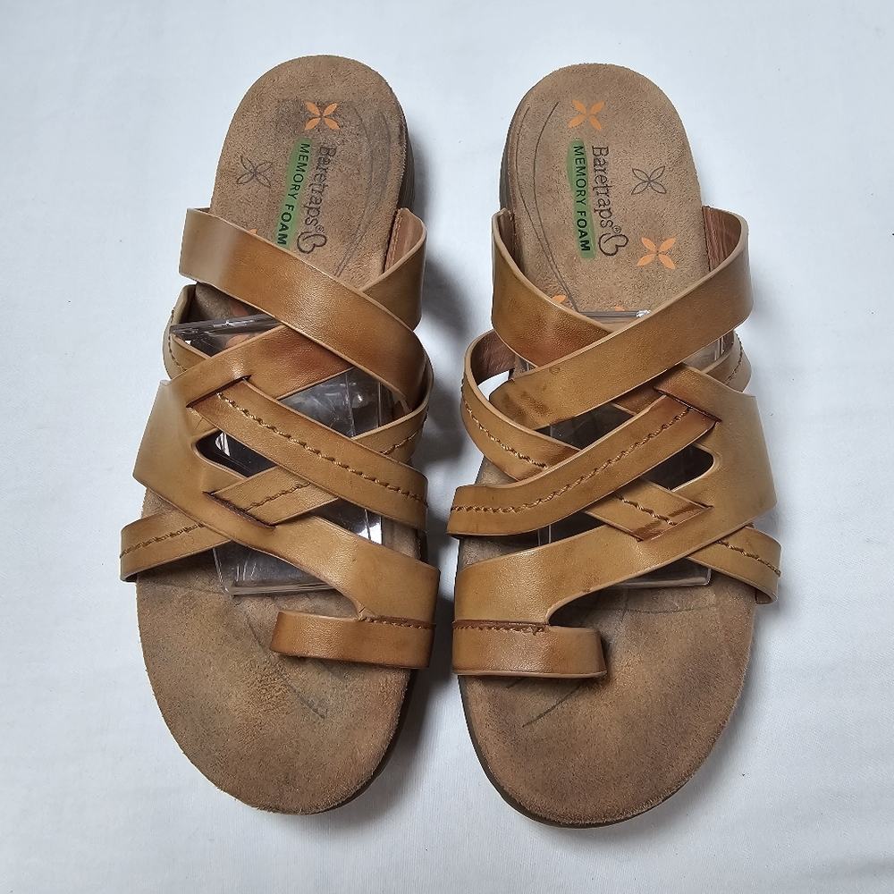 Baretraps womens slipon sandals "cassy" memory foam footbed size 7.5 tan